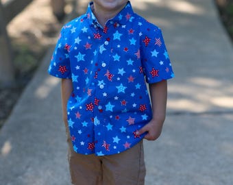 Make A Wish Boys' Short Sleeve Button Up Start Print Shirt