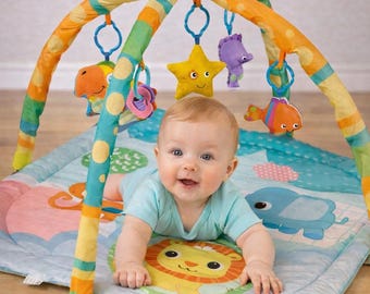 Baby Play Gym Mat with Sensory Hanging Toys, Tummy Time Activity Center