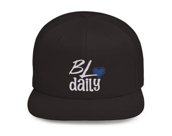 Casquette plate brodée snapback : casquette streetwear urbaine