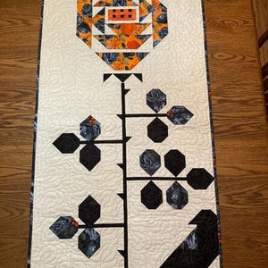 Halloween Patchwork Machine Quilted Table Runner / Wall Hanging / Door Hanging 26” x 49 1/4”