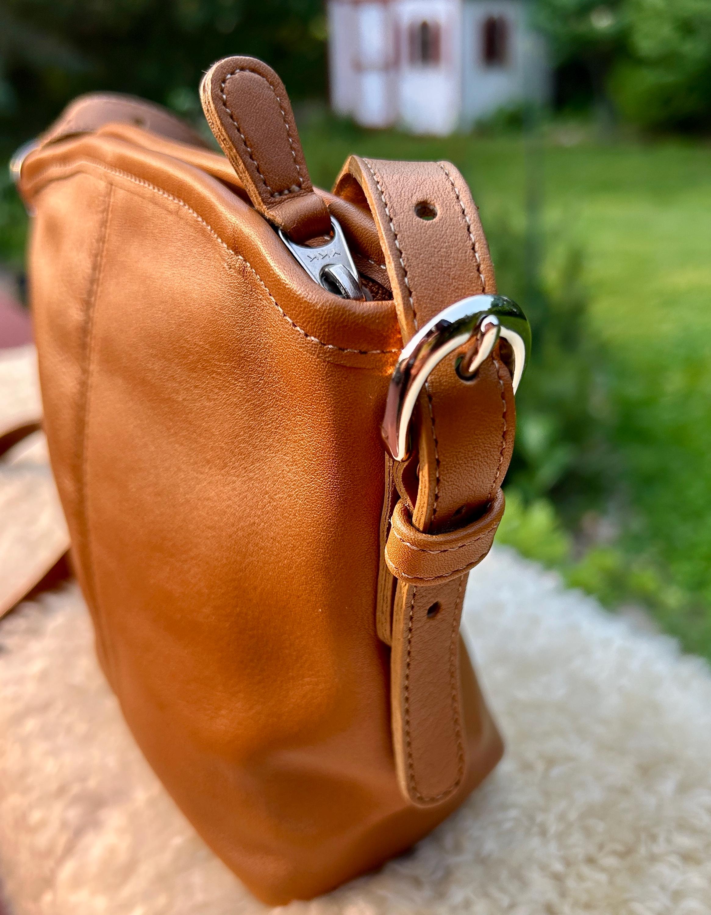 Vintage Coach Soho Small Basket Style 4107 Toffee Color W