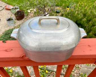 Vintage Wagner Ware 8 Qt. Magnalite Aluminum Oval Roaster 4265-P w/ Lid