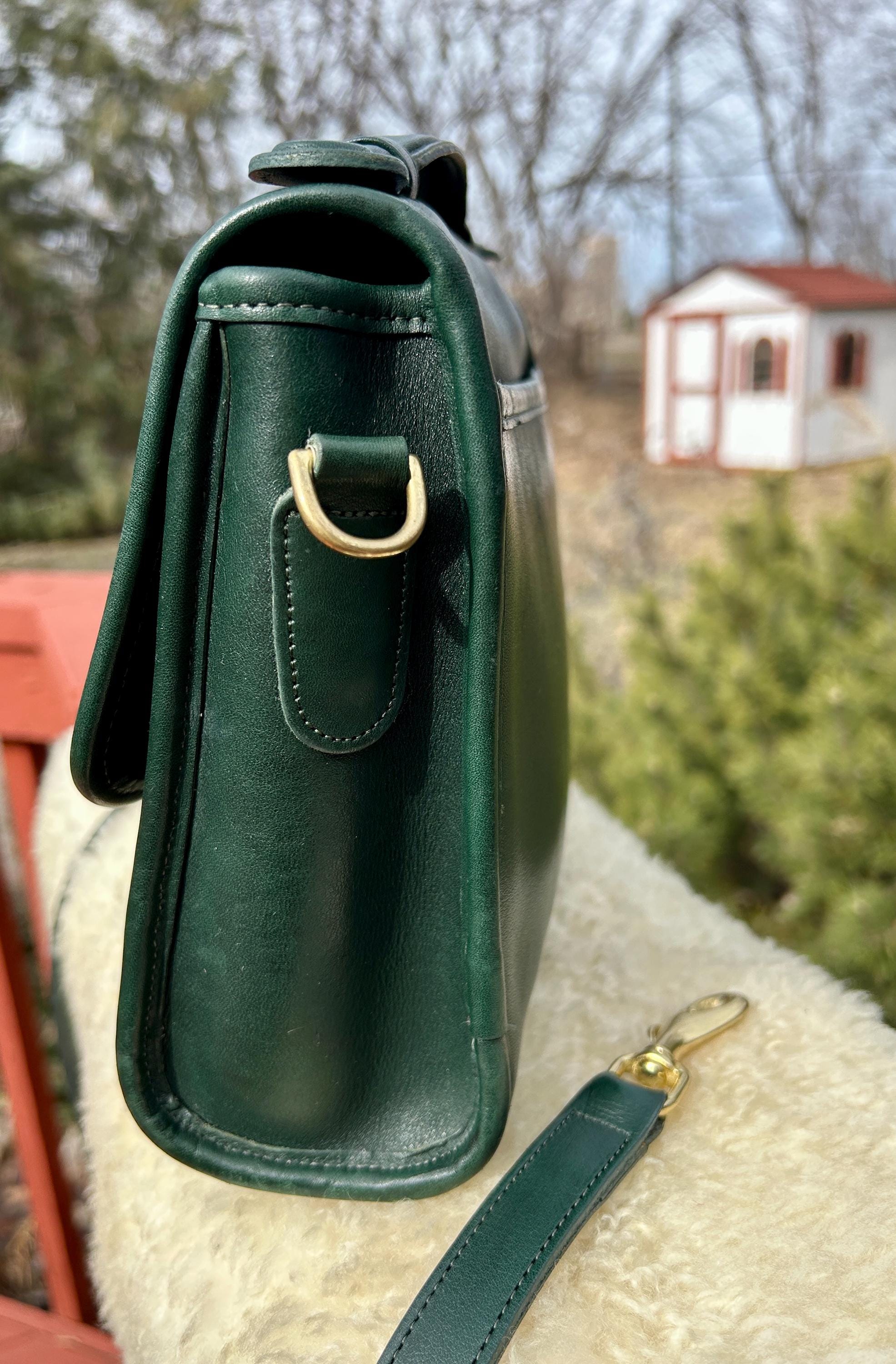 バッグ Coach Olive Green ShoulderBag Court 9870 Vintage Coach Bottle Green Court Bag Style 9870 USA Made - Etsy