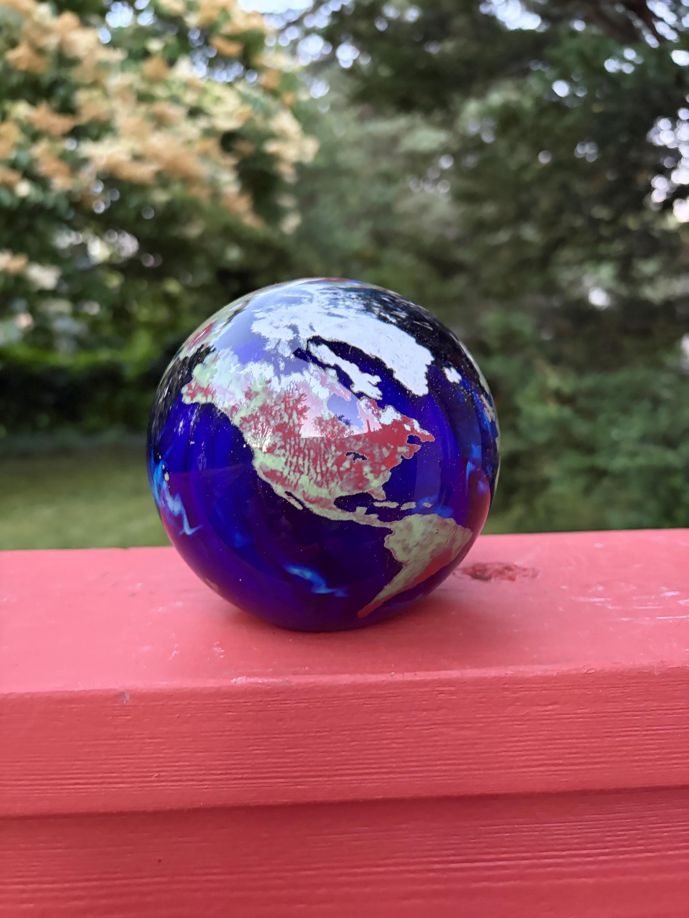 Lundberg Art Glass Globe Paperweight - Etsy
