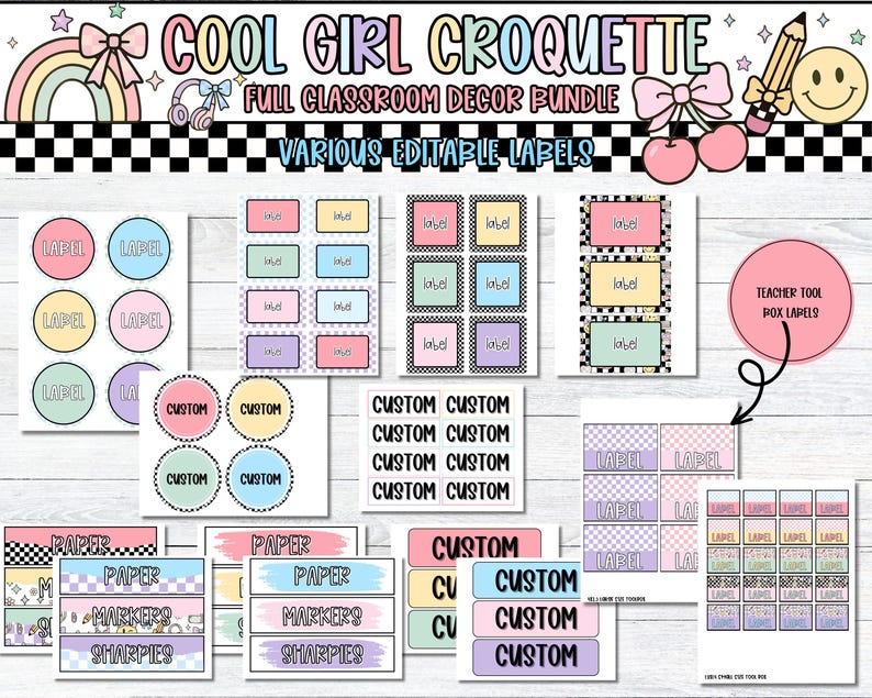 Pu&ograve; includere: Una collezione di etichette per l'arredamento della classe con il testo "COOL GIRL CROQUETTE" e "FULL CLASSROOM DECOR BUNDLE". Le etichette sono in vari colori pastello e design, tra cui cerchi, rettangoli ed etichette personalizzate. L'immagine include un arcobaleno, un fiocco e una faccina sorridente.