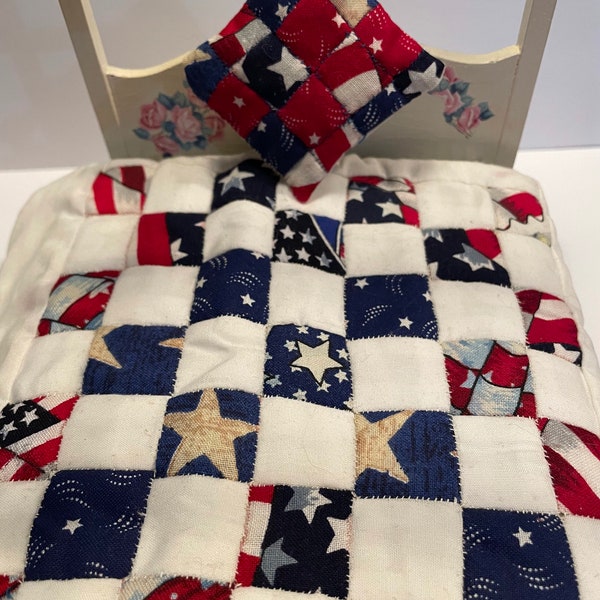 1:12 1/12 12th scale handmade vintage stars and stripes quilt/comforter/eiderdown/bedspread with cushion. Fantastic condition. One off.