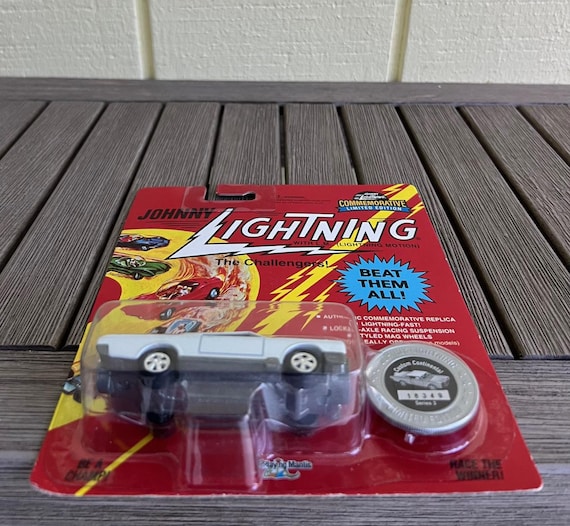 Johnny Lightning the Challengers Commemorative Edition Custom