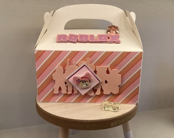ROBLOX GIRL BOXES