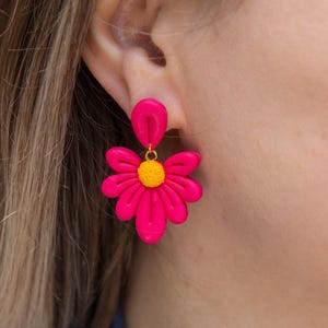 Polymer Clay Daisy Earrings – Colorful Handmade Flower Earrings in Multiple Variants, Summer Jewelry Gift