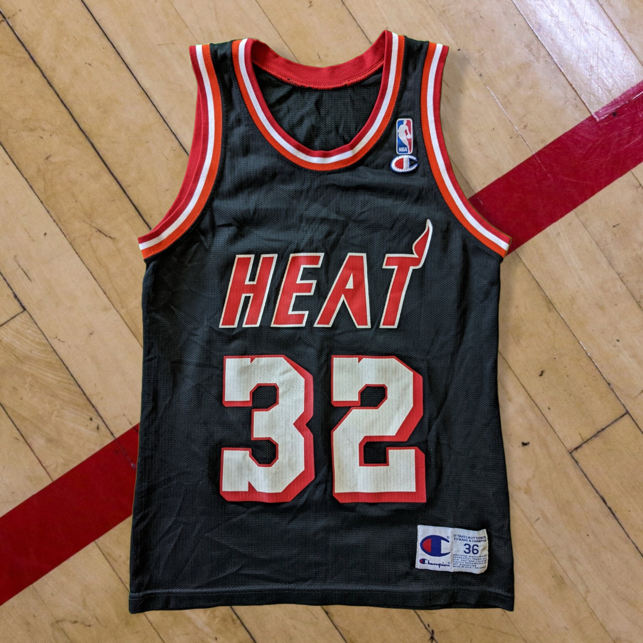 Nike Youth Hardwood Classic Miami Heat Tyler Herro #14 Dri-Fit Swingman Jersey - White - M Each