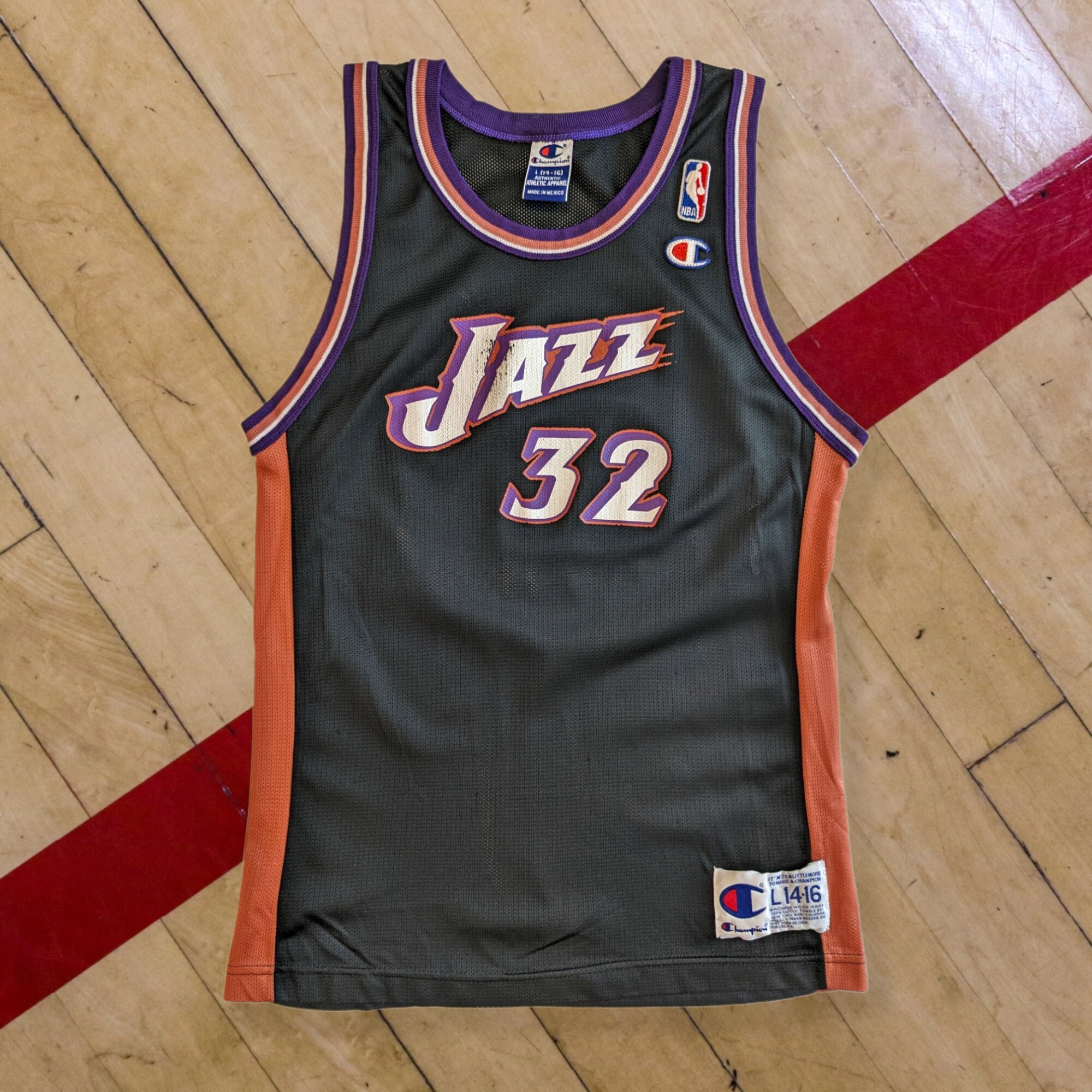 Karl Malone #32 Utah Jazz Adidas Hardwood Classics Jersey, Size L