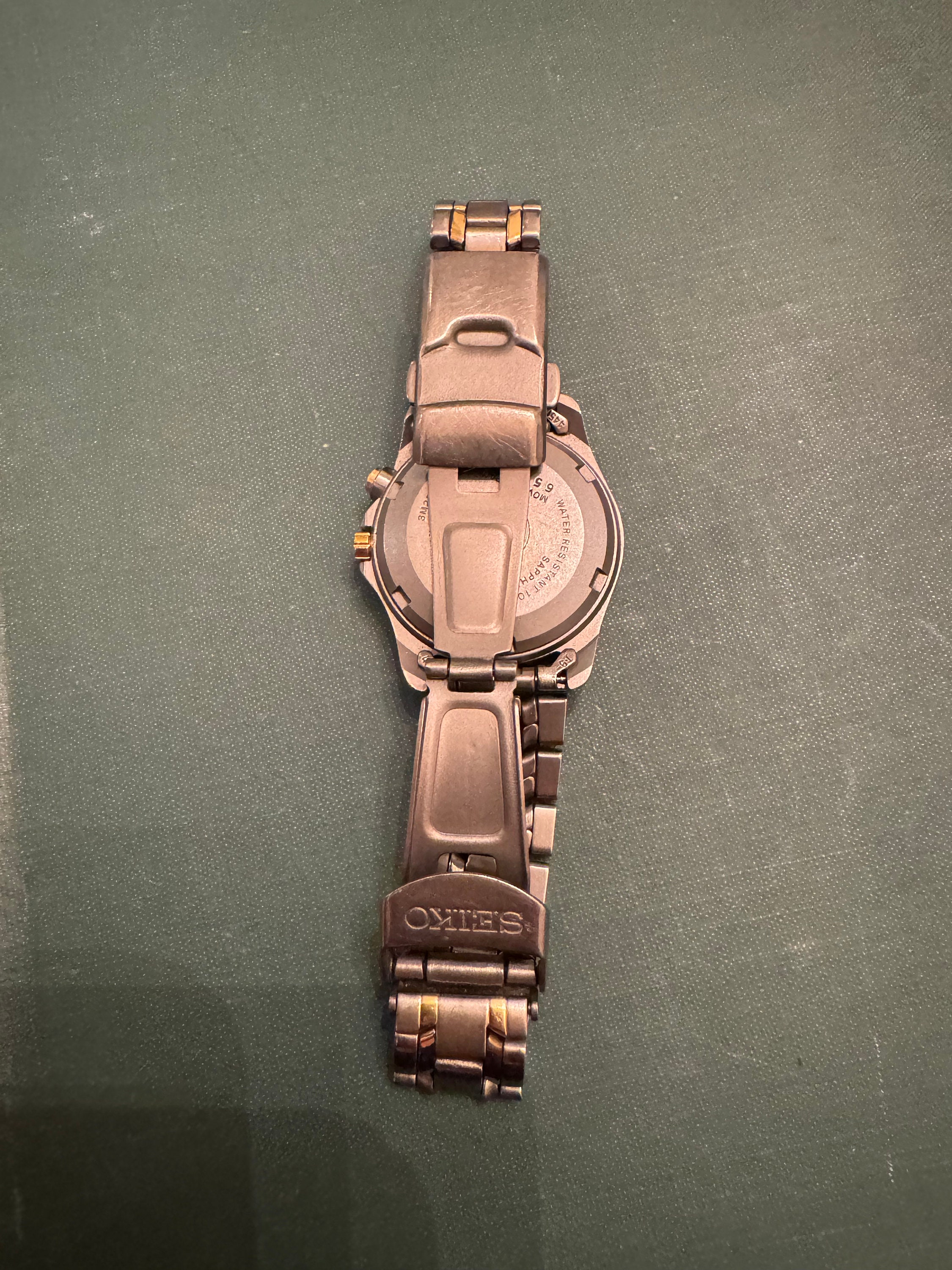 Vintage Women’s Seiko Kinetic Sports 100 Titanium Two Tone Analog Date Watch Vintage Seiko Kinetic Titanium Sport 100 Women main image 4