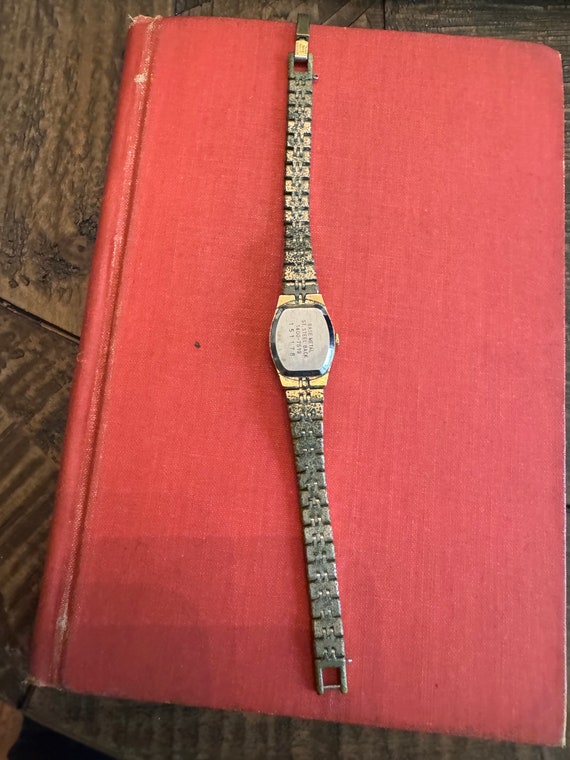 Vintage Seiko Quartz Women’s Wrist Watch (1400-75… - image 7