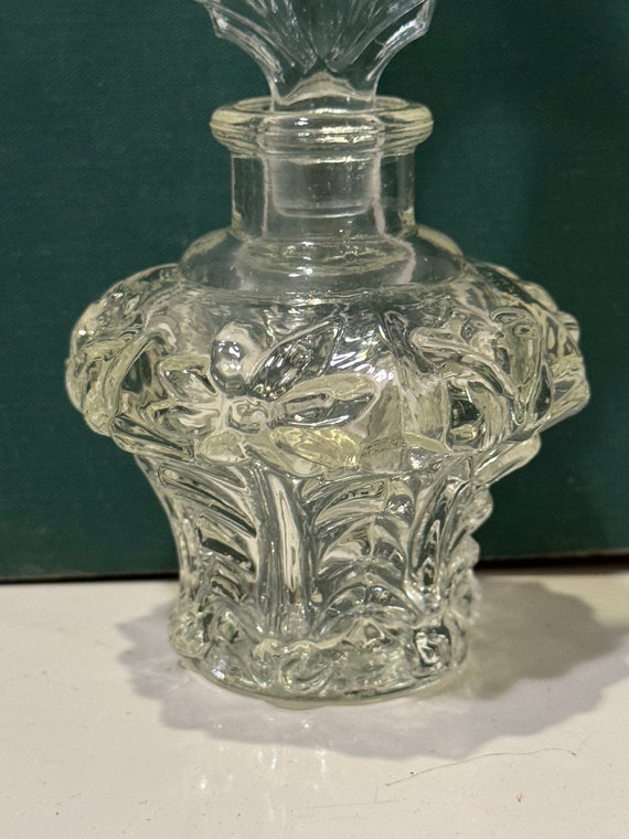 Vintage Pressed Clear Glass Flower Themed Perfume… - image 3
