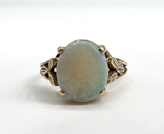 Vintage solid 14k yellow gold Australian Opal Ring - image 4