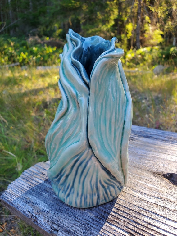 Vulva Vase Vulva Art Vulva Ceramics Vulva Pottery Gift Etsy