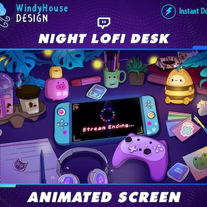 以下が含まれることがあります： 夜型のロフィデスクのシーンを描いたデジタルイラスト。ニンテンドースイッチ、紫色のコントローラー、コーヒーカップ、ノート、ヘッドホン、その他様々なアイテムが置かれている。スイッチの画面には「Stream Ending...」というテキストが表示されたロードアニメーションが表示されている。