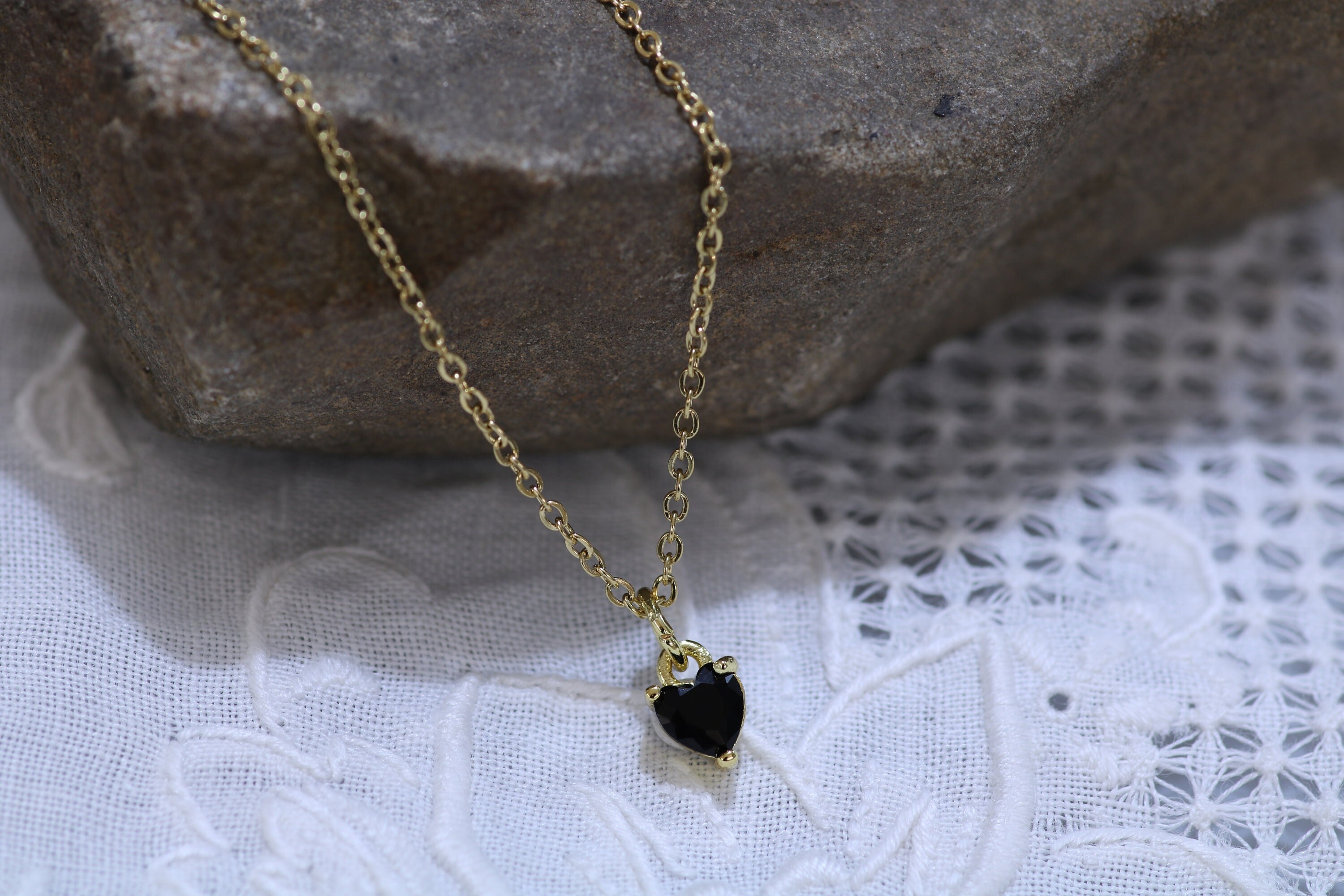 ネックレス・ペンダント LOVE ME MONSTER Big Black Heart Wood Necklace L212MNK100 Amazon.com: Fuqimanman2020 Y2K Big Heart Pendant Necklace
