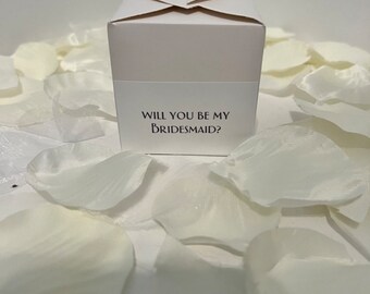 Bridesmaid proposal / Bridesmaid proposal sticker / Bridesmaid proposal heart box / Gift Box / Pack of 4 or 8 Boxes and stickers