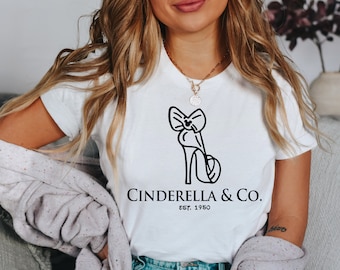 Cenerentola Company Est 1950 Camicia, Camicia Cenerentola, Camicie Famiglia Disney, Camicie Disney, T-shirt Disney, Maglietta Disney, Maglietta Disney