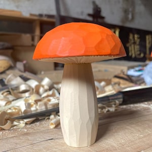 Wooden Carving Mushroom,Home Decor for living room , Holiday Decor, Garden Decor,Gift For Him,Wooden Mushroom Sculpture