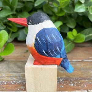 Handmade Wooden Carving Bird Sculpture Hand Carved Wood Bird Figurine,Christmas Gift,Wood Statue,Birds Gift,Home Decor,Garden Decoration