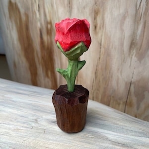 Wooden Red Rose Decor,Wood Carving Rose sculpture,Engagement Gift,Gift For Her,Gift For Wife,Valentine&#39;s Day Gift,Wedding Decor,Wedding gift