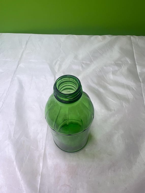 ヴィンテージ　グリーンガラスボトル　空き瓶　当時物　Duraglas　匿名配送 Vintage Duraglas Empty Green Glass Bottle - Etsy