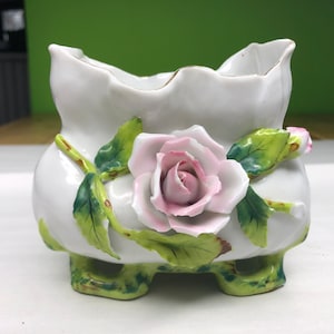 Vintage Fine Porcelain Vase from L and M Inc with Gorgeous Pink Rose Design and beautiful green leaf and foot