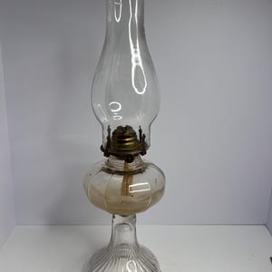 Vintage Clear Glass Kerosene Oil Lamp with Chimney