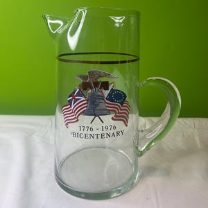 Vintage Bicentenary 1776-1976, Bicentennial Beautiful Clear Glass Patriotic Pitcher with Attached Handle