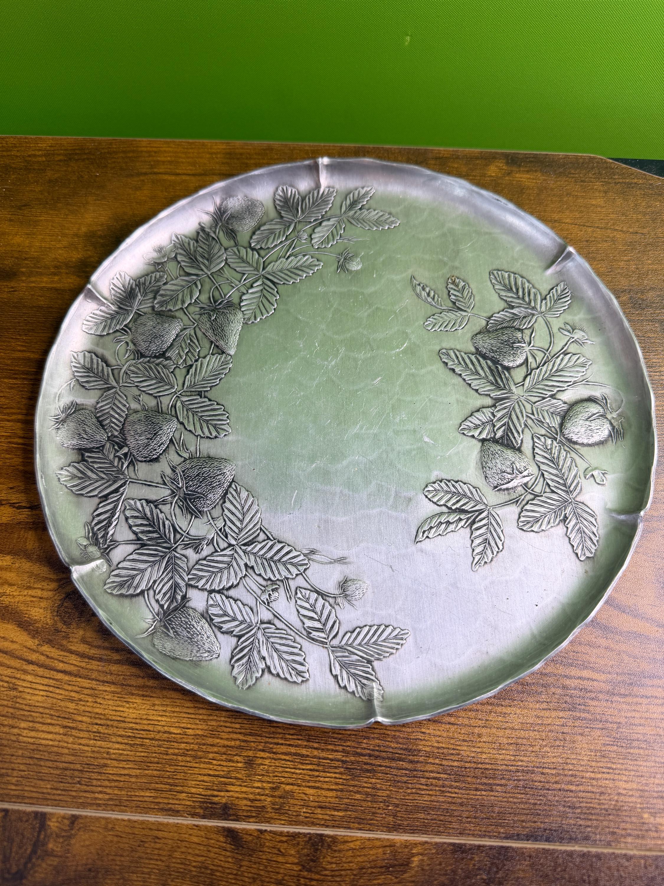 新品　ビンテージ　Hugh Johnson シルバープレート、銀メッキ 波型皿 Vintage Wendell August Forge Handmade Hamered Aluminum Tray Plate