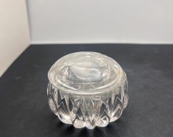 Vintage Princess House Heritage Romance Round Crystal Vanity Trinket Box with Lid
