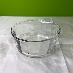 vintage bol tout usage Anchor Hocking Moments en verre transparent à bords festonnés