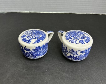 Vintage Blue Willow Salt and Pepper Shakers Set