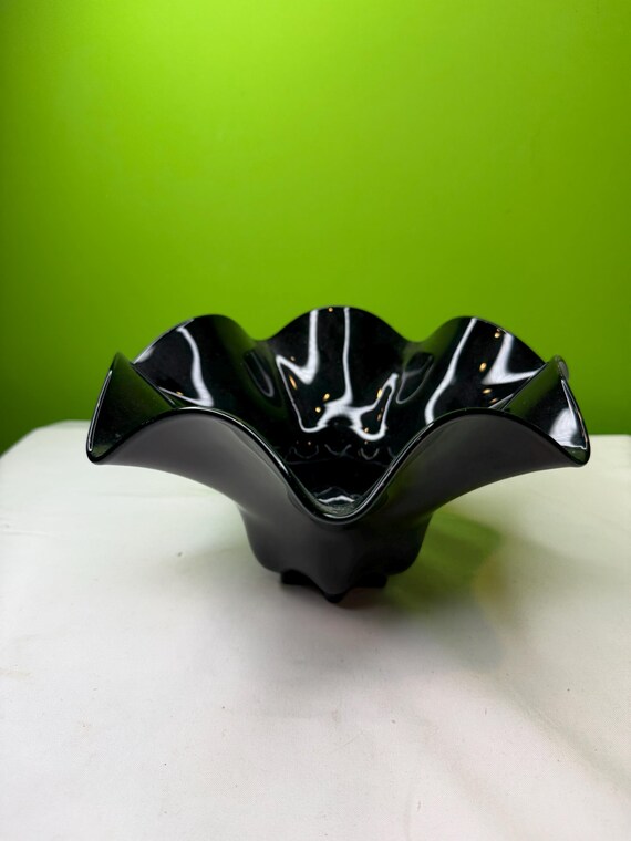 ヴィンテージ ブラック フリル ガラス ボウル - Etsy 日本