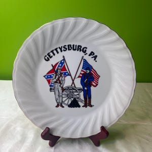 Vintage White Porcelain? Gettysburg, PA Collector’s Plate ~ Scalloped Edge and Gold Trim ~ Made in Japan