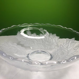 Vintage Clear Heavy Glass Centerpiece Bowl With Gorgeous Rose frosting and scalloped Edging Perfect size Fruit Bowl