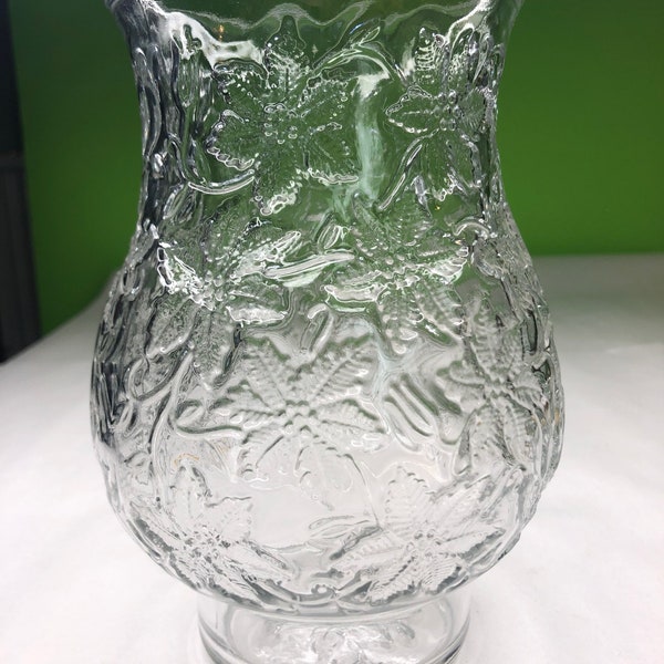 Vintage Princess House Fantasia Heavy Clear Embossed GlassVase with gorgeous Flowers and lovely shape with wide mouth