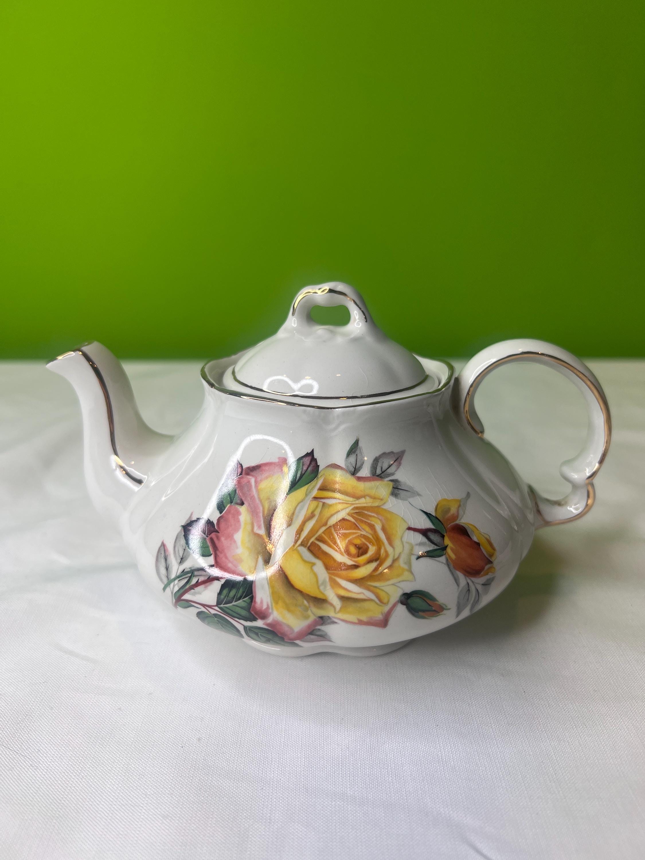 Vintage Ellgreave England Ironstone Teapot Yellow Roses Gold Scalloped Trim
