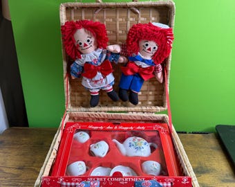 Vintage 1970s 70s Raggedy Ann and Andy Wamsutta Drawstring Cloth 