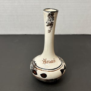 Vintage Hawaii Souvenir Ceramic Handpainted Bud Vase