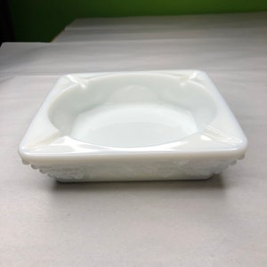 Vintage Westmorland milk glass ashtray that is large with grapes and leaf design