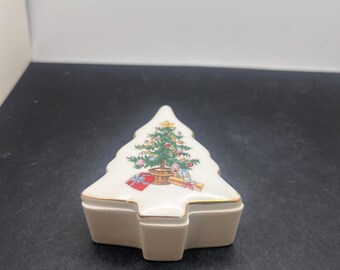 Vintage Lefton Christmas Tree Trinket Box Porcelain Japan