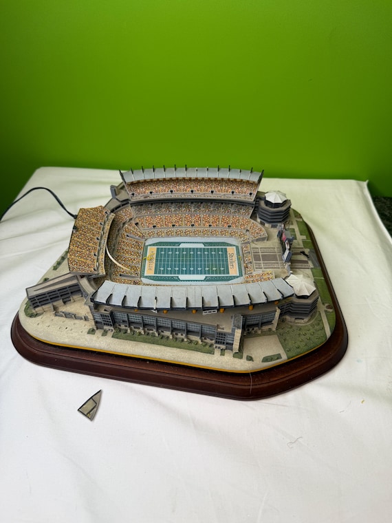 Danbury Mint Deluxe Heinz Field Pittsburgh Steelers Stadium