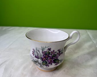 Vintage Royal Grafton Fine Bone China Purple Violet Tea/ Coffee Cup with Gold Trim