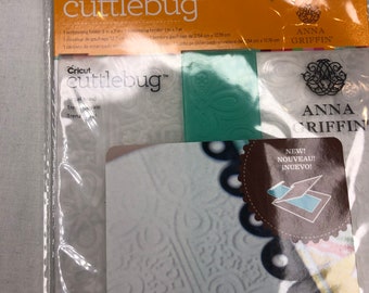 Cricut Cuttlebug Embossing Folders New in Packaging Includes Floral Fantasy  and Herringbone. Great Value 