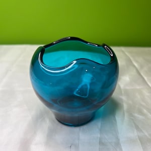 Vintage Mid Century Viking Glass Epic Teal Blue Rose Bowl Vase