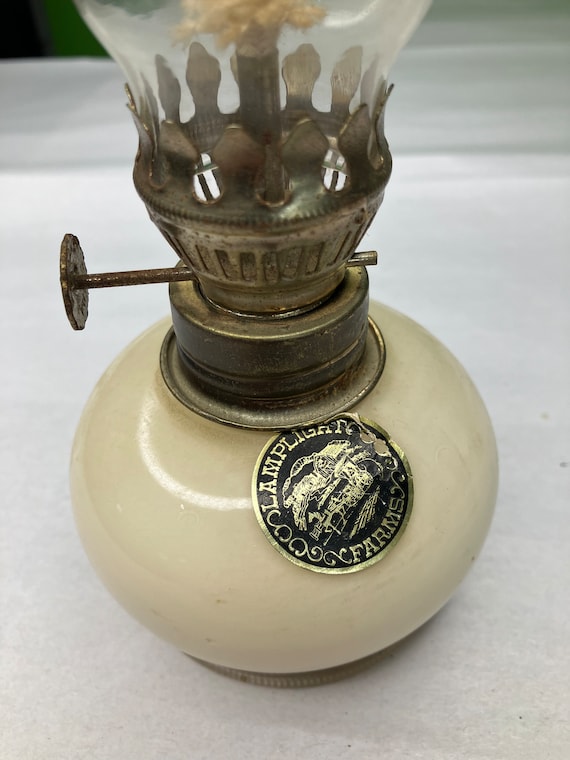 Vintage Miniature Lamplight Farms Ivory Glass Oil Lamp 8” Lamp
