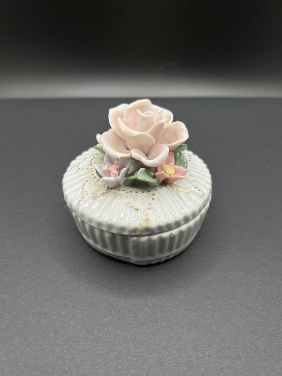 Vintage Porcelain 3D Flower Lid Jewelry Box